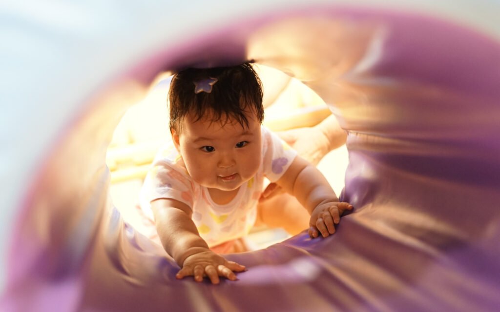 Play Tunnels